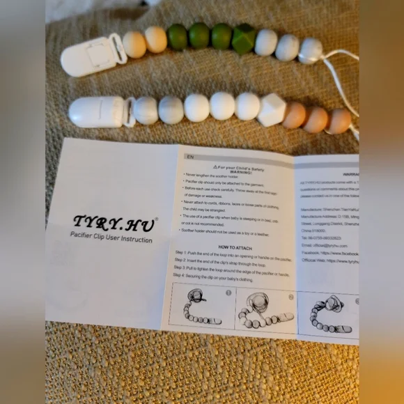 TYRY.HU Pacifier Clip Soother Chains for Babys, BPA Free Soft Silicone Teeth NWT - Picture 4 of 10
